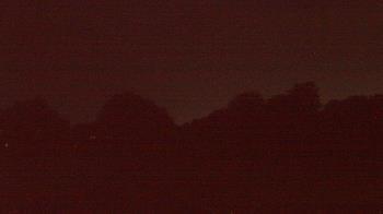 Weather camera view of Windyke Country Club.