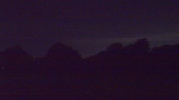 Weather camera view of Windyke Country Club.