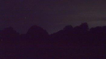 Weather camera view of Windyke Country Club.