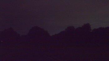 Weather camera view of Windyke Country Club.