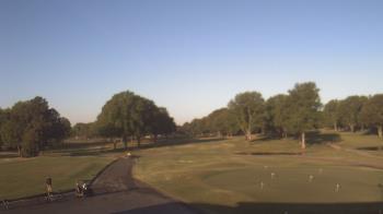 Weather camera view of Windyke Country Club.