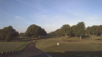 Weather camera view of Windyke Country Club.