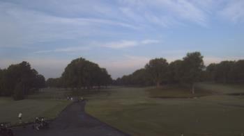 Weather camera view of Windyke Country Club.