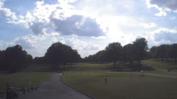 Weather camera view of Windyke Country Club.