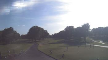 Weather camera view of Windyke Country Club.