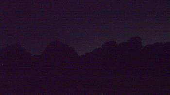 Weather camera view of Windyke Country Club.