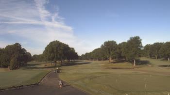 Weather camera view of Windyke Country Club.