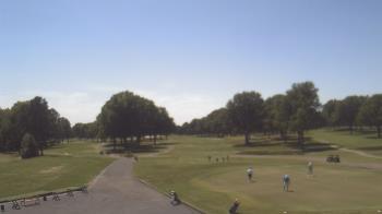 Weather camera view of Windyke Country Club.