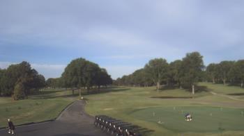 Weather camera view of Windyke Country Club.