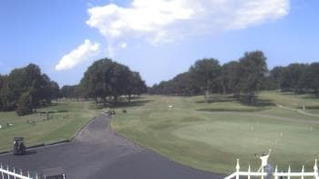 Weather camera view of Windyke Country Club.