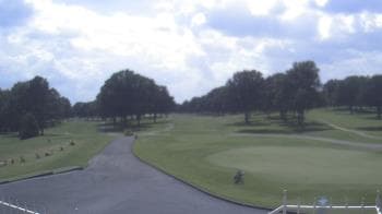 Weather camera view of Windyke Country Club.