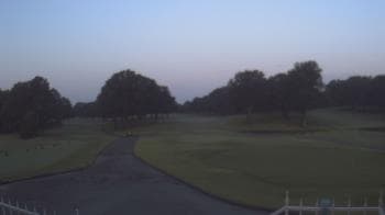 Weather camera view of Windyke Country Club.