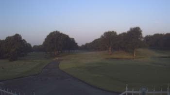 Weather camera view of Windyke Country Club.