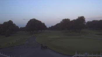 Weather camera view of Windyke Country Club.