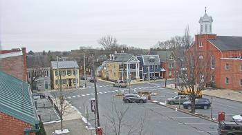 Weather camera view of A&M Pizza.