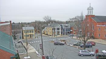 Weather camera view of A&M Pizza.
