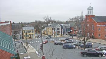 Weather camera view of A&M Pizza.