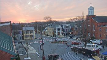 Weather camera view of A&M Pizza.