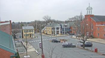 Weather camera view of A&M Pizza.