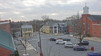 Weather camera view of A&M Pizza.
