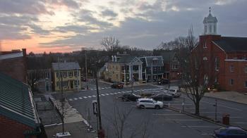 Weather camera view of A&M Pizza.