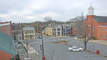 Weather camera view of A&M Pizza.