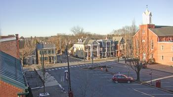 Weather camera view of A&M Pizza.