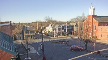 Weather camera view of A&M Pizza.