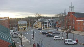 Weather camera view of A&M Pizza.