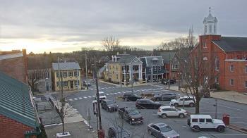 Weather camera view of A&M Pizza.