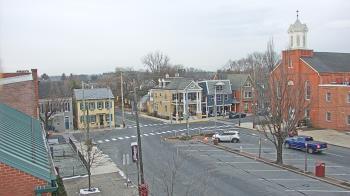 Weather camera view of A&M Pizza.