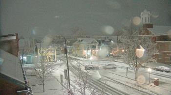 Weather camera view of A&M Pizza.