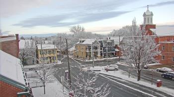 Weather camera view of A&M Pizza.
