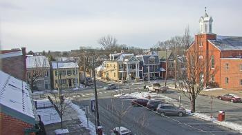 Weather camera view of A&M Pizza.