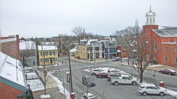 Weather camera view of A&M Pizza.