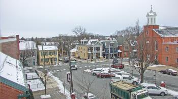 Weather camera view of A&M Pizza.