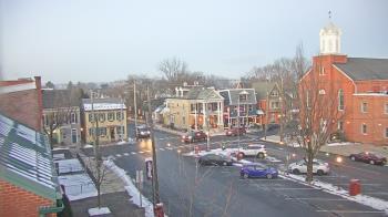 Weather camera view of A&M Pizza.