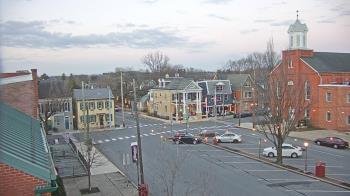 Weather camera view of A&M Pizza.