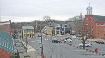 Weather camera view of A&M Pizza.