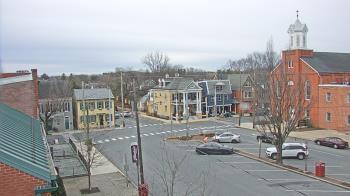 Weather camera view of A&M Pizza.