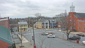Weather camera view of A&M Pizza.