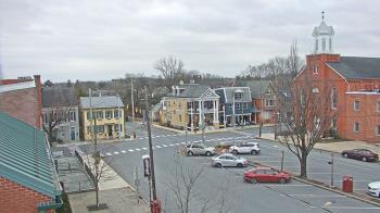 Weather camera view of A&M Pizza.