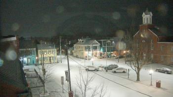 Weather camera view of A&M Pizza.