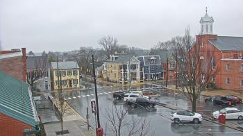 Weather camera view of A&M Pizza.