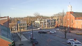 Weather camera view of A&M Pizza.