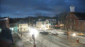 Weather camera view of A&M Pizza.