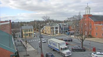 Weather camera view of A&M Pizza.