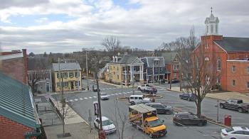 Weather camera view of A&M Pizza.