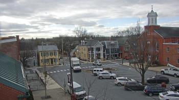 Weather camera view of A&M Pizza.