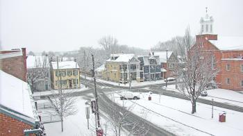 Weather camera view of A&M Pizza.